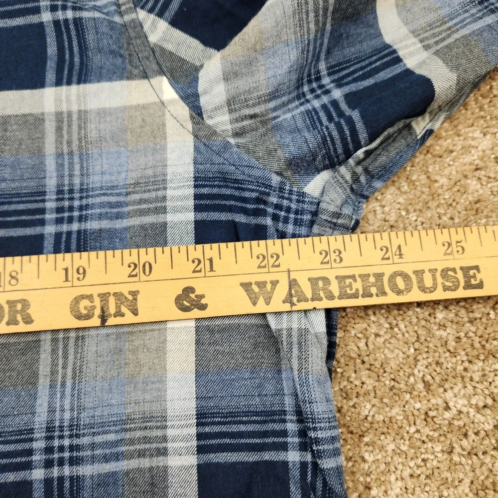 Banana Republic Luxe Flannel Shirt Mens XL Camden Fit Blue White Plaid Cotton